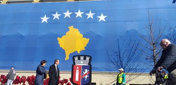 View image on Twitter