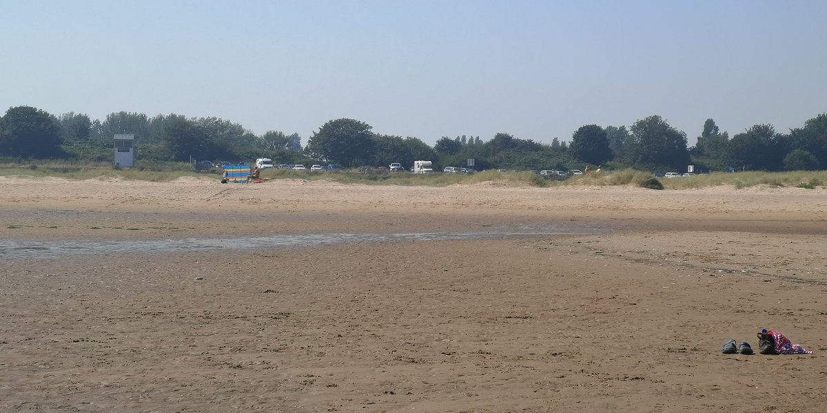 LittleOlTravels's tweet photo. #Day3 of the #BigBreak saw an early start and the morning spent on #Cleethorpes beach & visited the #MeridianLine. As you can guess there's a bit of a theme here, Albert loves beaches. Spot the #CompassCalypso #vanlife #motorhome https://t.co/DJbhjR6iQs