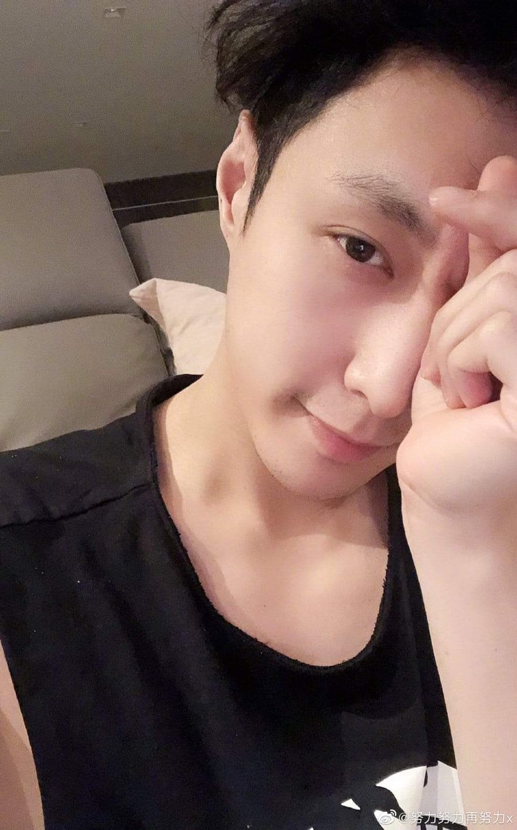 zhangmayxing99's tweet photo. I'm really miss him.
Thanks for your update.
#FoveverWithYixing
#LoveLay
@layzhang https://t.co/ThJG6xBgc2