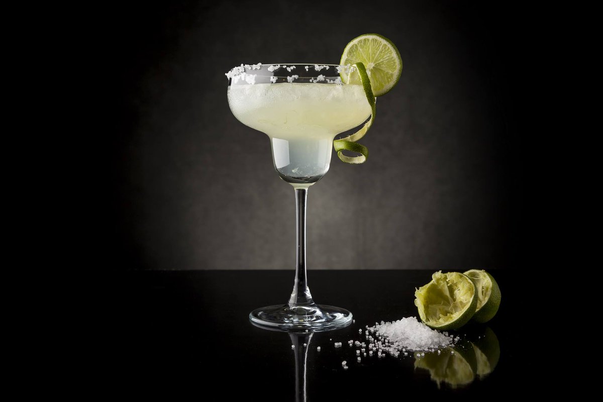 Bhujon_Dining's tweet photo. Bhujon has one of the most exciting bars around! Immerse yourself in a relaxing atmosphere with a truly exotic cocktails!

#BhujonDining https://t.co/iYbDUYxOQi