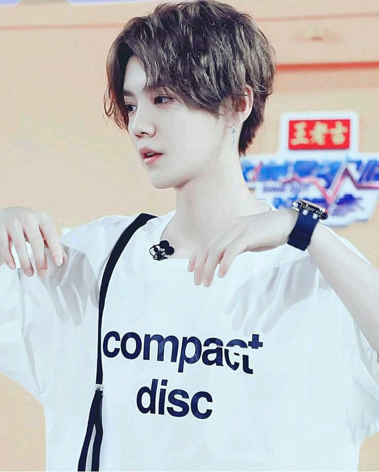 twiligh80738261's tweet photo. #luhan
#lufans https://t.co/VmAWdgGSAJ