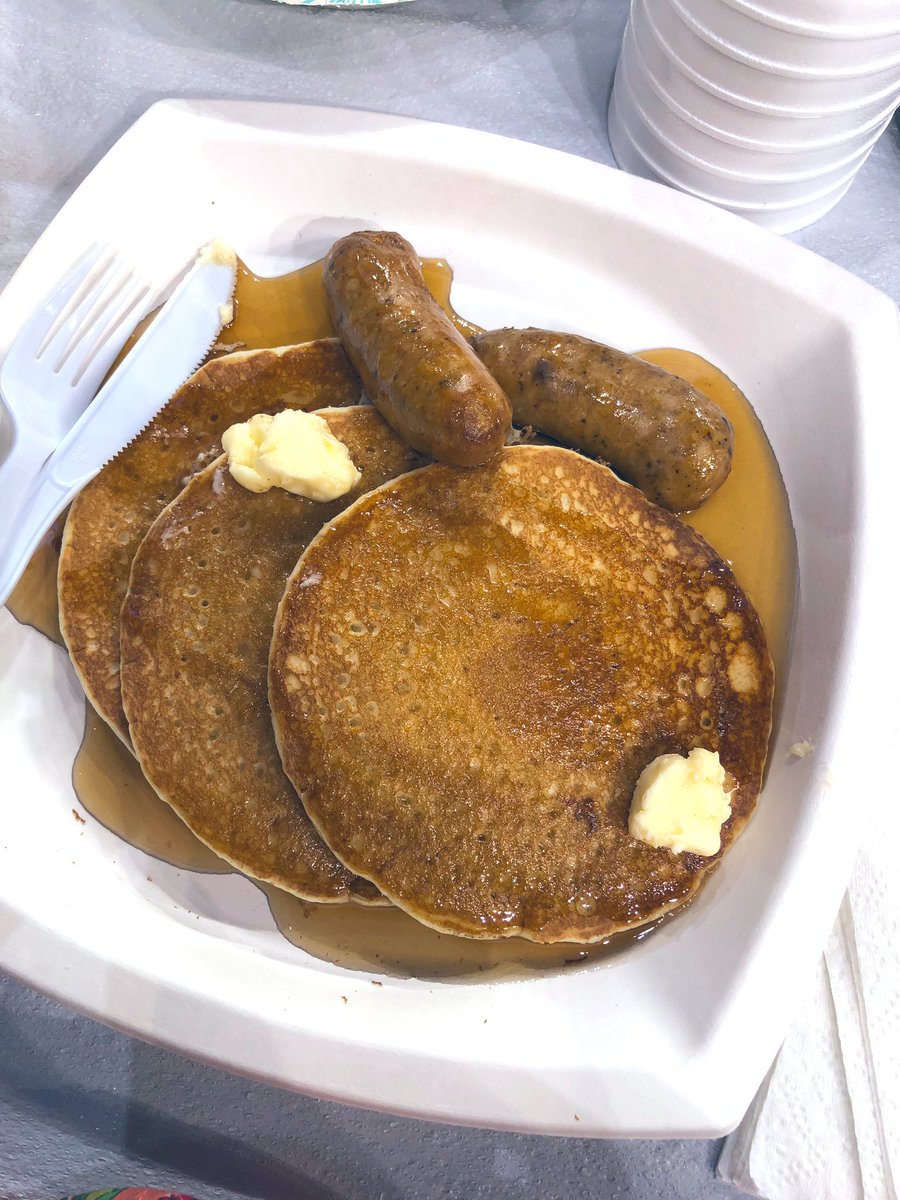 NaomiOrre's tweet photo. Saturday fun with the Squad: the 62nd Annual Fargo Kiwanis Pancake Karnival. This is worth attending on a Saturday morning. 

All-you-can-eat pancakes + the best sausage in town + giving back to the community. 🥞😍 #FargoThings 😙 https://t.co/x5gvrWQ2vN