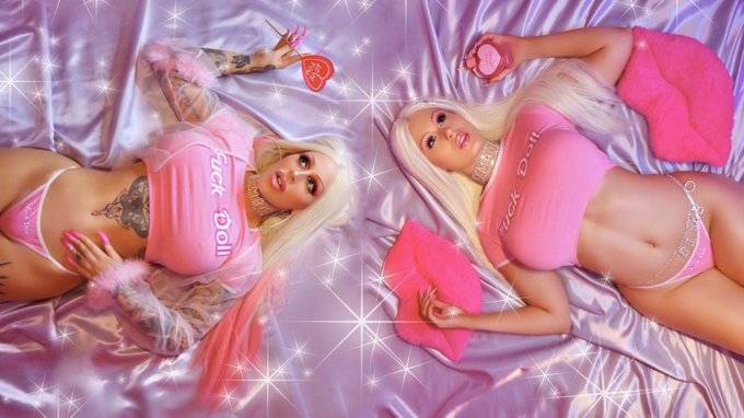Bimbos are my fav type of girls ?? https://t.co/qxiMwacR5P