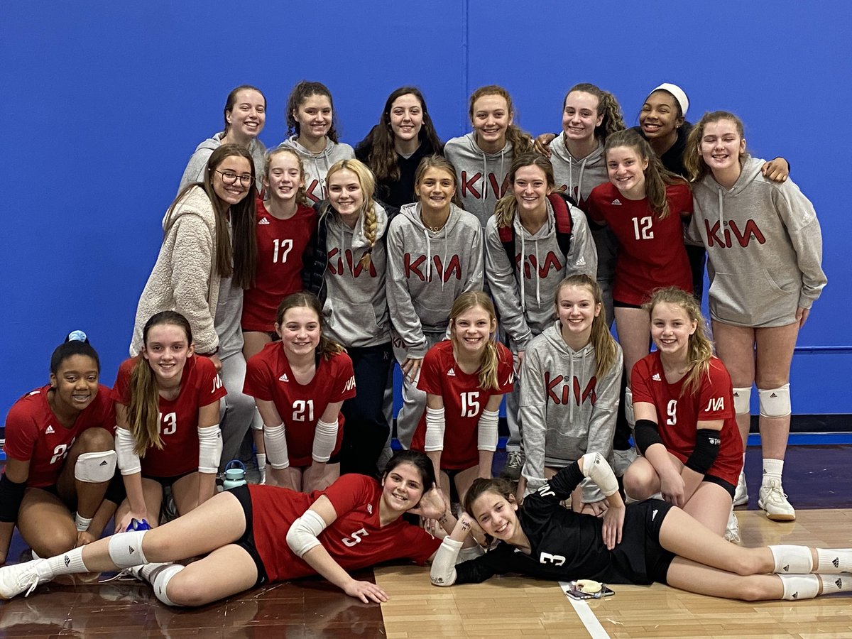 charlottejewe20's tweet image. #KIVAProud ❤️❤️