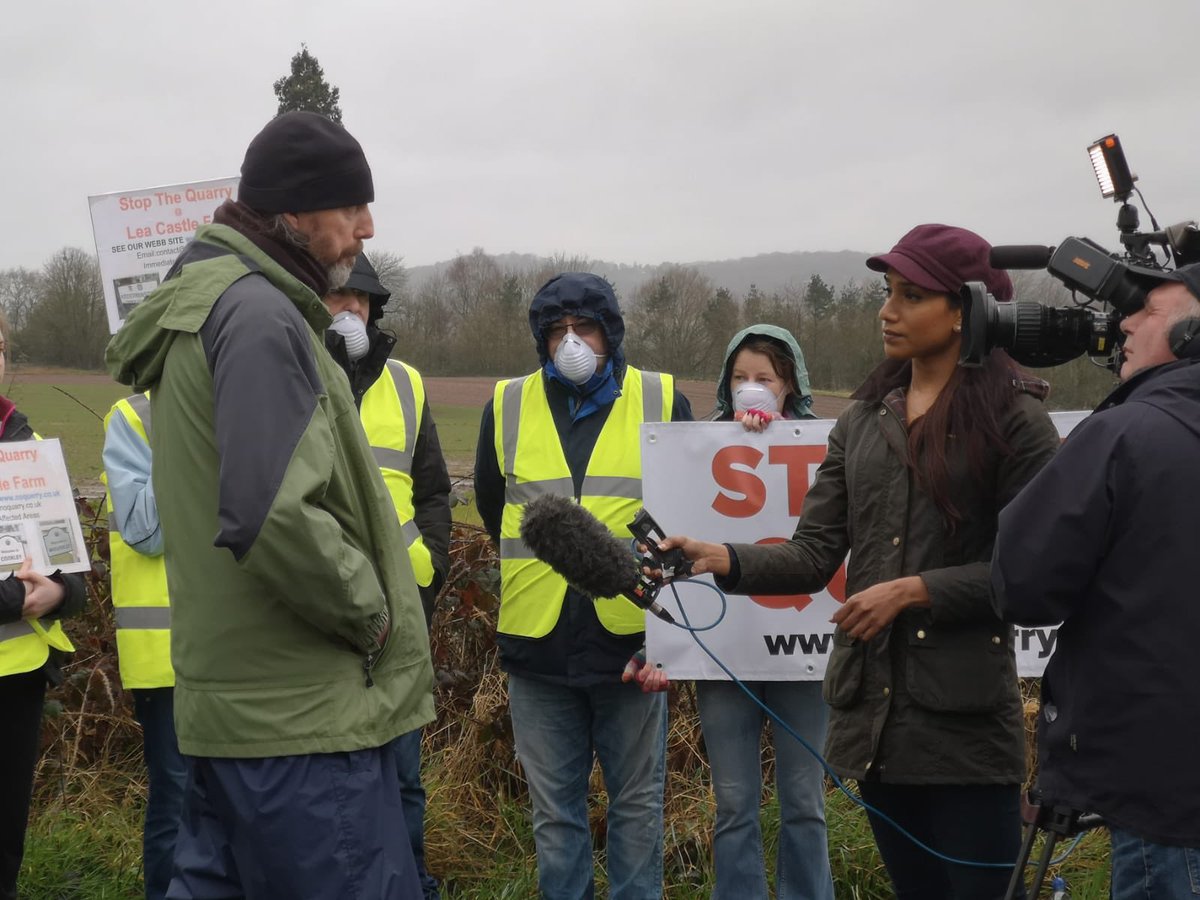 NOQUARRYDY10's tweet photo. Thank you to all those that turned out this morning (despite the weather) to discuss why a sand and gravel quarry at Lea Castle Farm with @bbcmtd is a ridiculous idea!!
Send your objections to @worcscc couldnโt be easier https://t.co/B6Ovk4XaOi
#SORRYNOQUARRY #LANDNOTSAND https://t.co/fbuCKGoZ3k