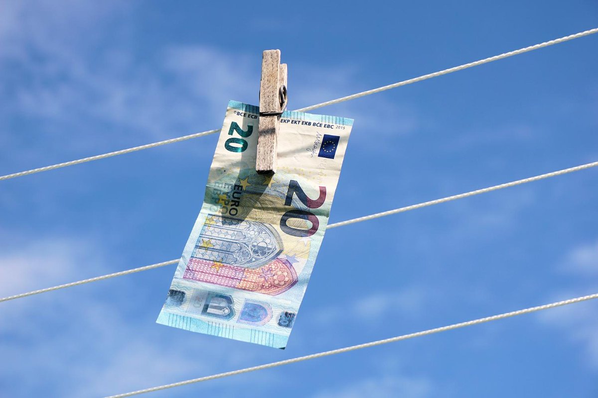 Le blanchiment d'argent constitue une menace bien présente pour le secteur bancaire européen tradingsat.com/actualites/dos…