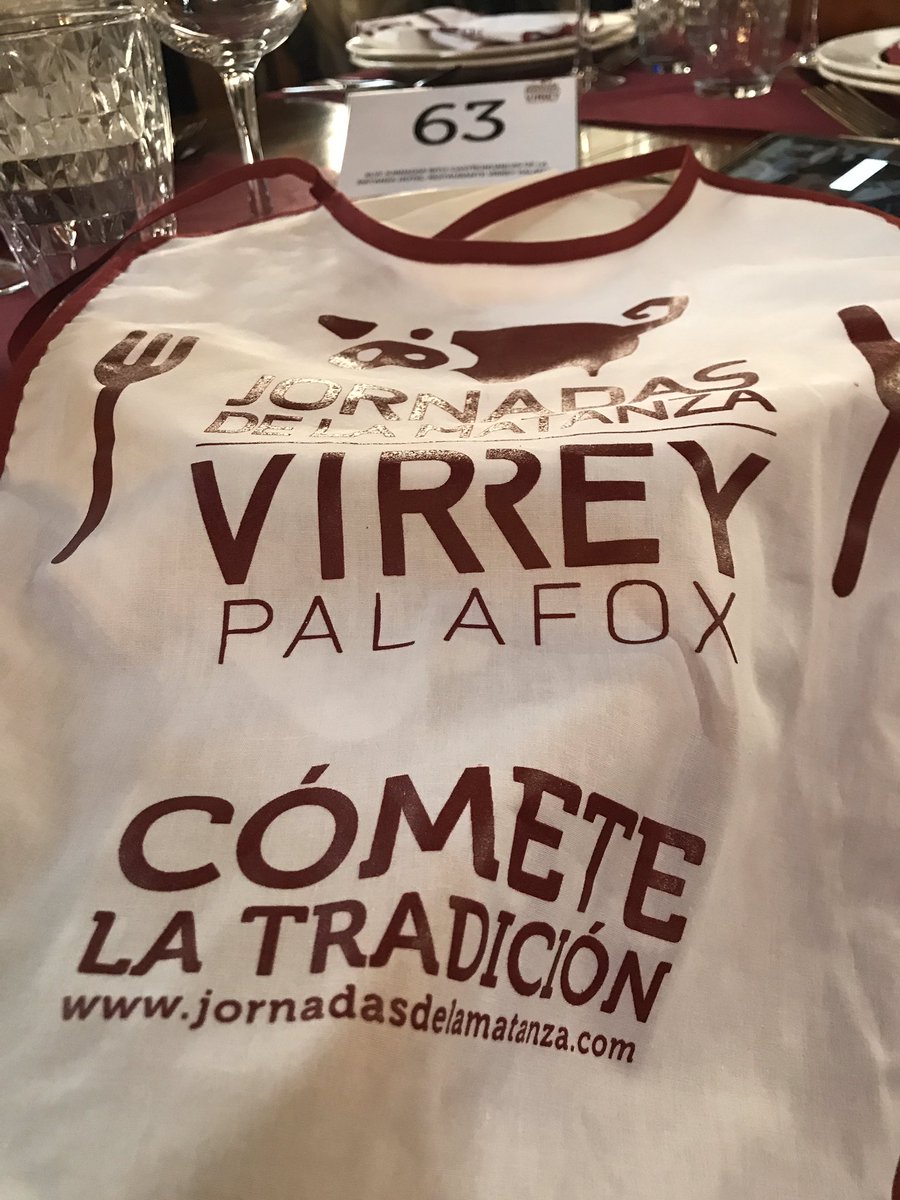 organizotuviaje's tweet photo. Hora de comer!! Hoy en el @virreypalafox comen casi 700 personas!! 22 platos para “comerte la tradición” #CerdoExperiencia #JornadasDeLaMatanza #VirreyPalafox https://t.co/CmAfkPwMDo