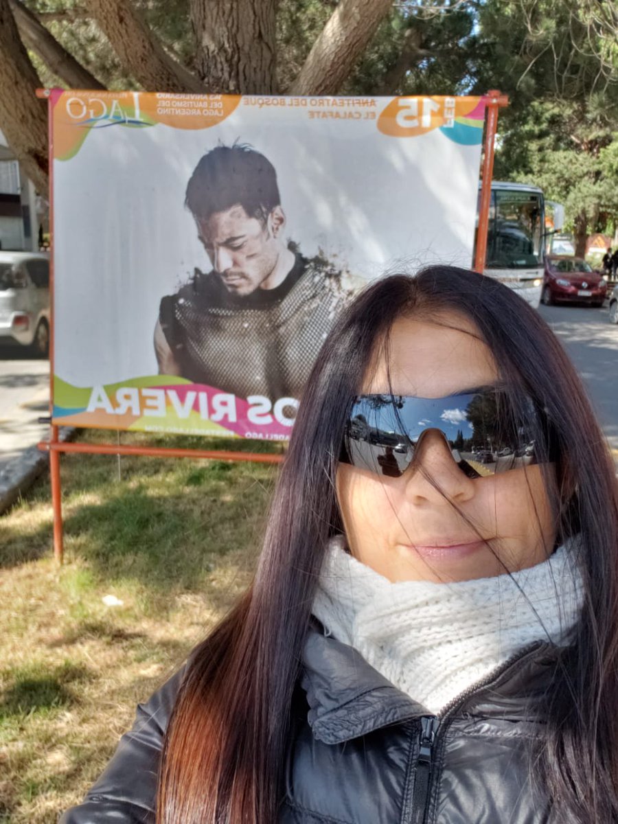 ClubSoloTu_Arg's tweet photo. Ya listas para disfrutar esta noche de @_CarlosRivera en #ElCalafate @FiestadelLago #FNDL Donde estés, Sólo Tú siempre dice presente #CarlosRiveraEnLaFNDL2020 https://t.co/z67ZQvJEBI