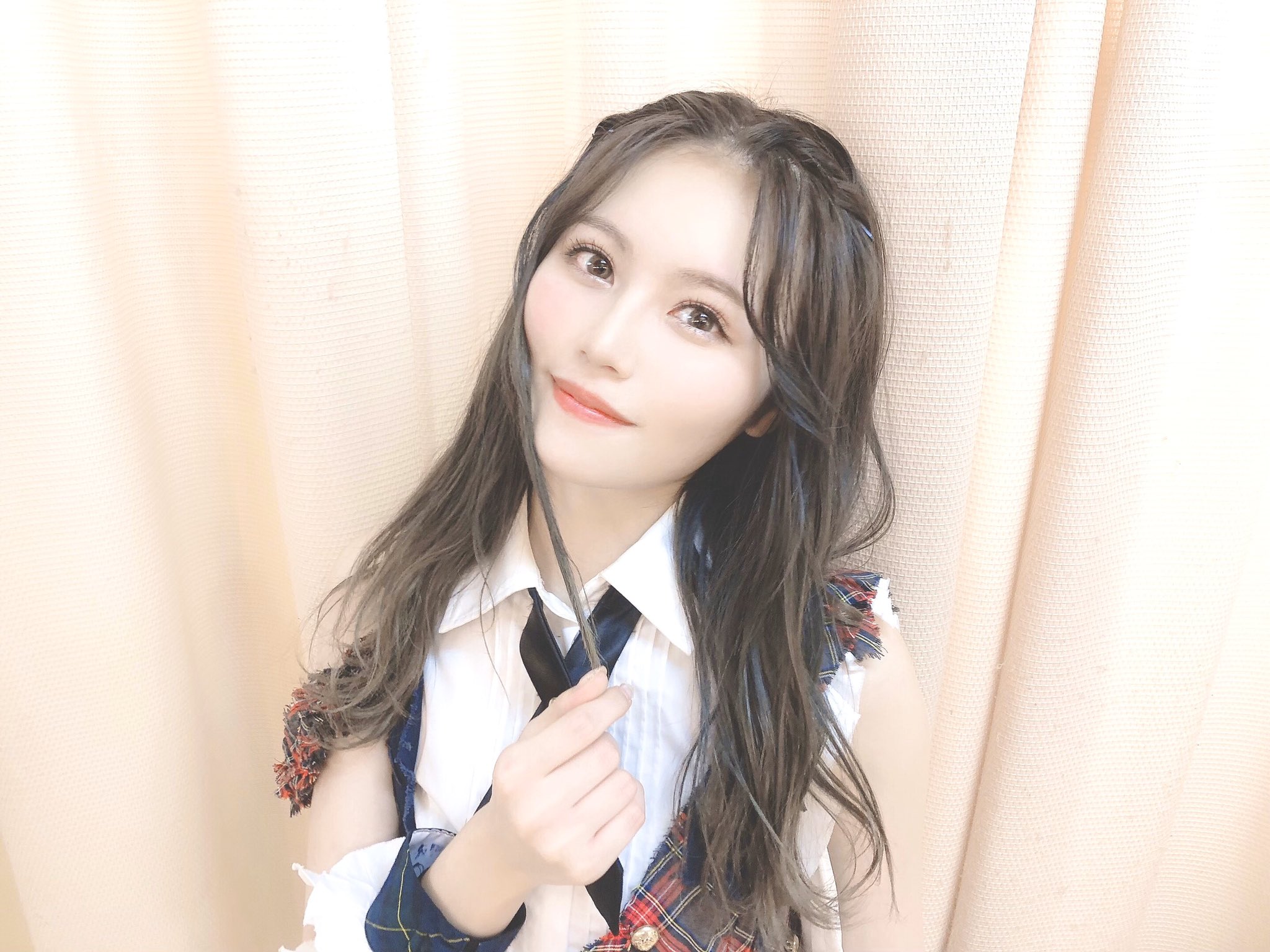 込山榛香 夜公演はおでこ出しです 女の子は髪型で一気に変わりますね T Co Yp5rdhmlnk Twitter