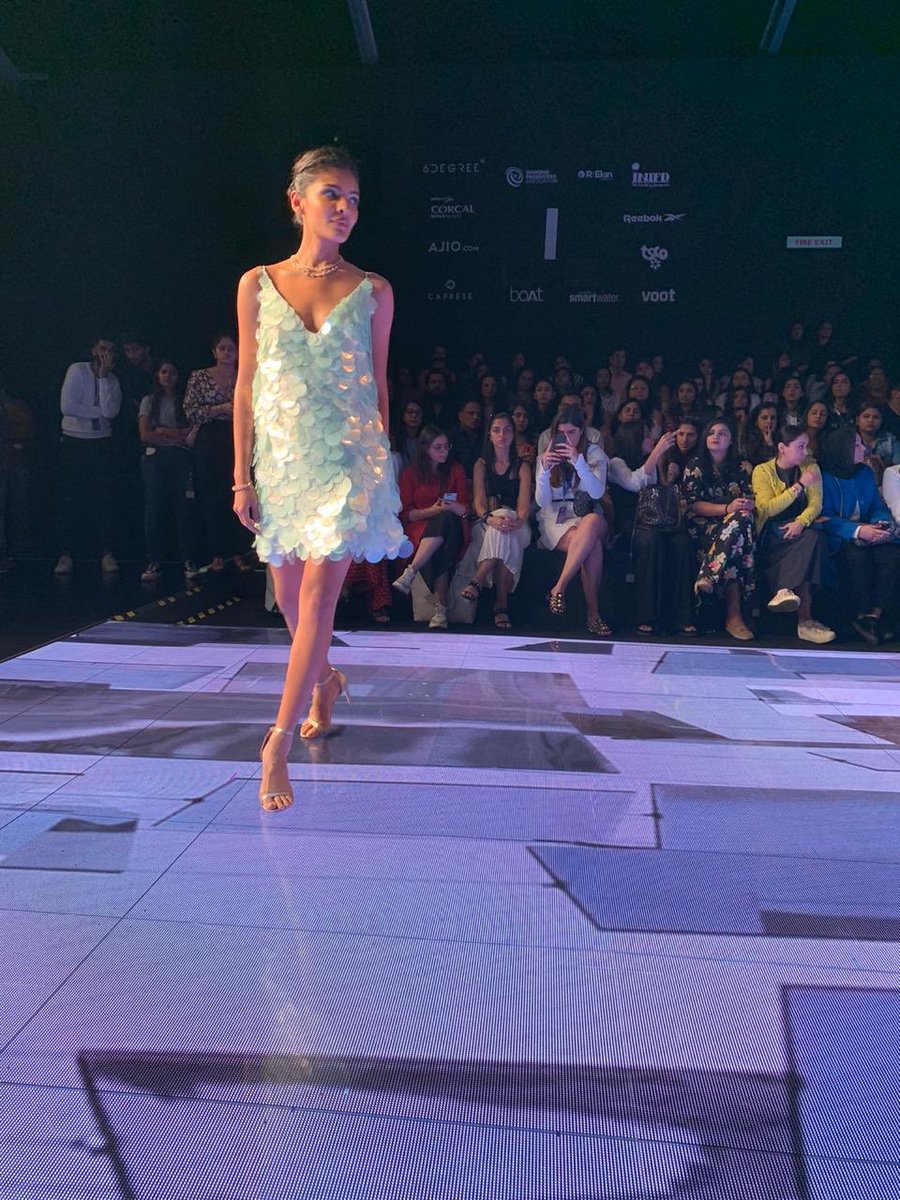 MissMalini's tweet photo. Volume, shimmer, sass and ruffles for days! ✨ All thanks to the #ShriyaSom show at @LakmeFashionWk! 🌟 Thanks for treating our eyes to this beauty! #MMAtLFWSR20 #5DaysOfFashion #20YearsOfLFW #RealIsRare #RealIsADiamond #TheRealCut #ConsciousLuxury https://t.co/nVZIyAEGCu