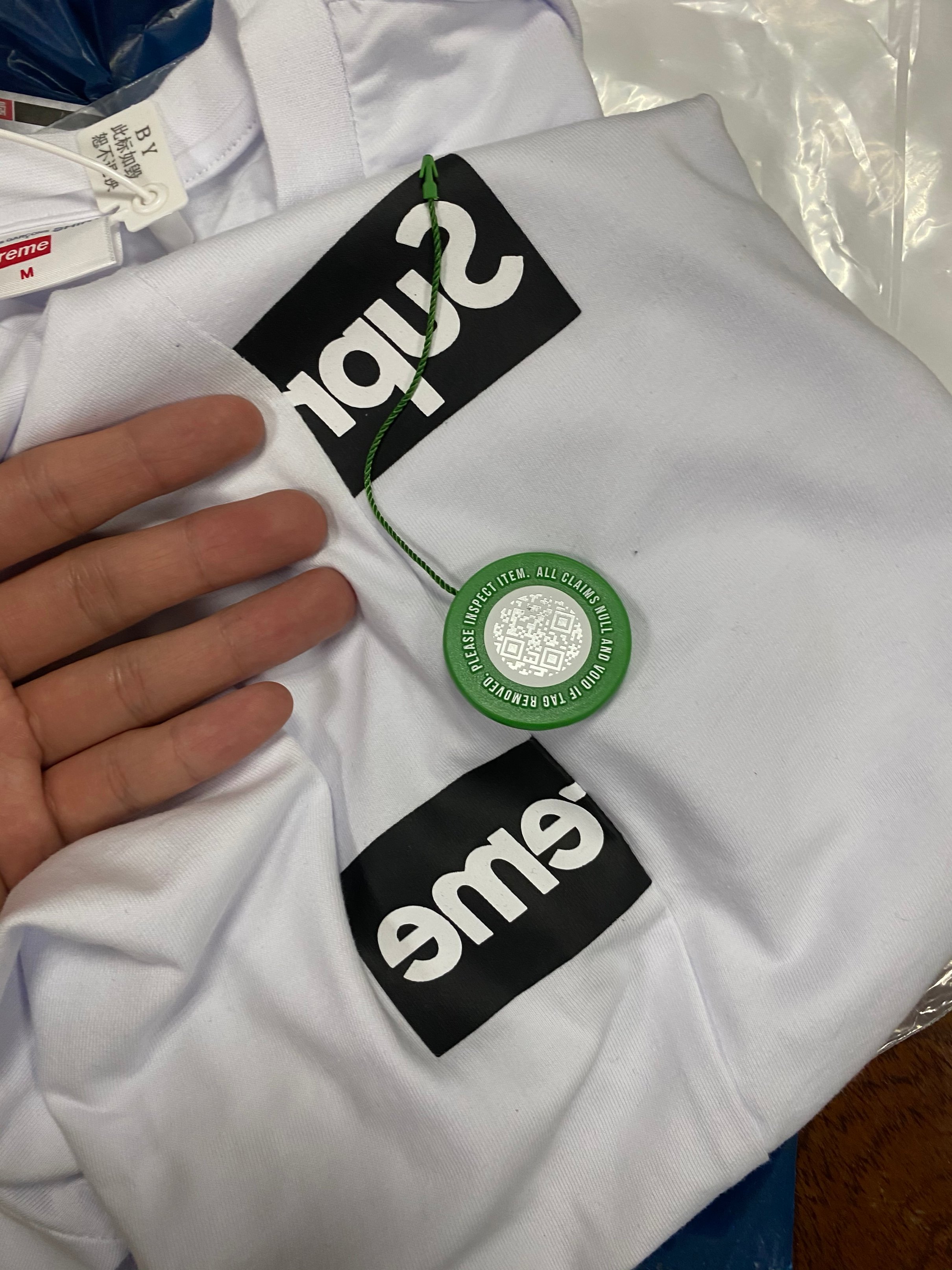 Fake supreme cdg split box logo deals