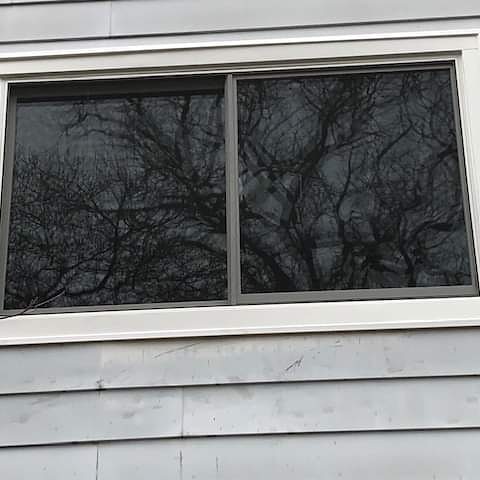 RebuildingI's tweet image. When a neighbor needs new windows to stay warm, our amazing partner, Renewal by Andersen LI is there to help.