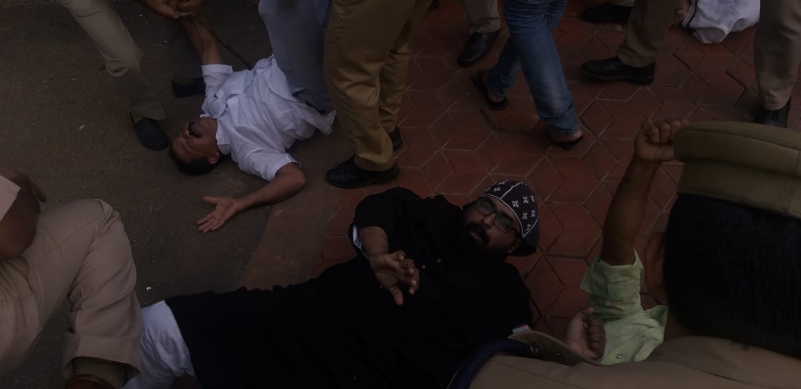 SusammaPunnen's tweet photo. To stop spiritual leaders from engaging in politics.
We request your intervention to
Implement #ChurchAct #Kerala #India
Pls help @UNHumanRights @CMOKerala @UNICEFIndia @KeralaGovernor @ebrahimkunjuvk @DrMKMuneer @ShashiTharoor @pksreemthi @PJayarajan @vdsatheesan @CDivakaran_CPI https://t.co/ThDvK2iF71