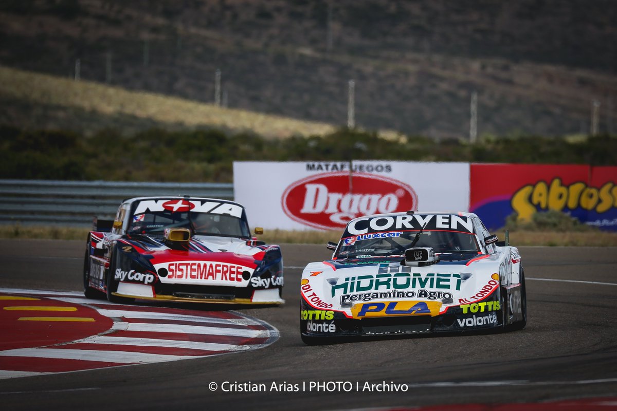 Les quiero compartir esta foto que saque en el 2017 de <a href="/TatiAngeliniOK/">Tati ANGELINI</a> <a href="/actcargentina/">Turismo Carretera ACTC</a> <a href="/uranga_racing/">Uranga racing</a> <a href="/rossimatias/">Matias Rossi</a>