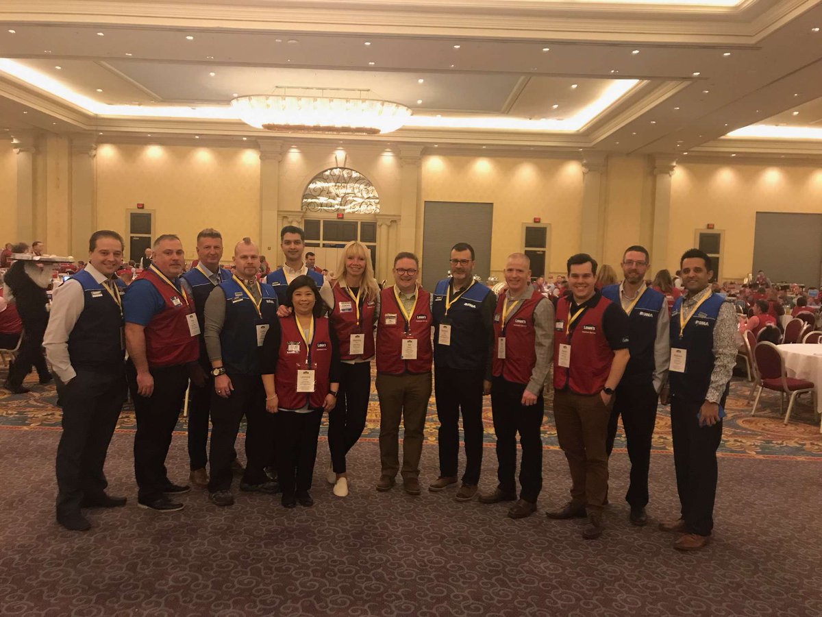 RamonaPaul's tweet photo. Winning 2020 @Lowes_Canada Market 1368 Region 24 #AllIN #Grinding https://t.co/St6Pny81uy