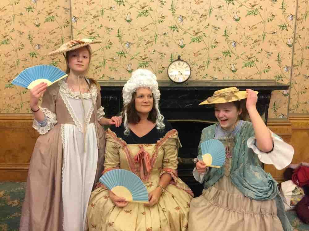 BritMums's tweet image. #AD Going to London this Half term? Take your prince or princess to Kensington Palace. Klook is having a sale. Spend £100 and save £10 with UKHalfTerm code!  bit.ly/3bgnzyf #KlookHalfTerm