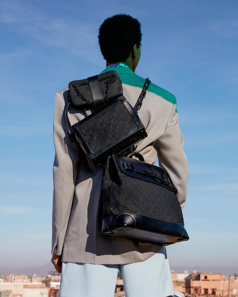 Louis Vuitton on X: Layers of Monogram. #VirgilAbloh's timeless range of  modern #LouisVuitton leather goods now comes in Taurillon Monogram for  #LVSS20. Explore the collection at    / X