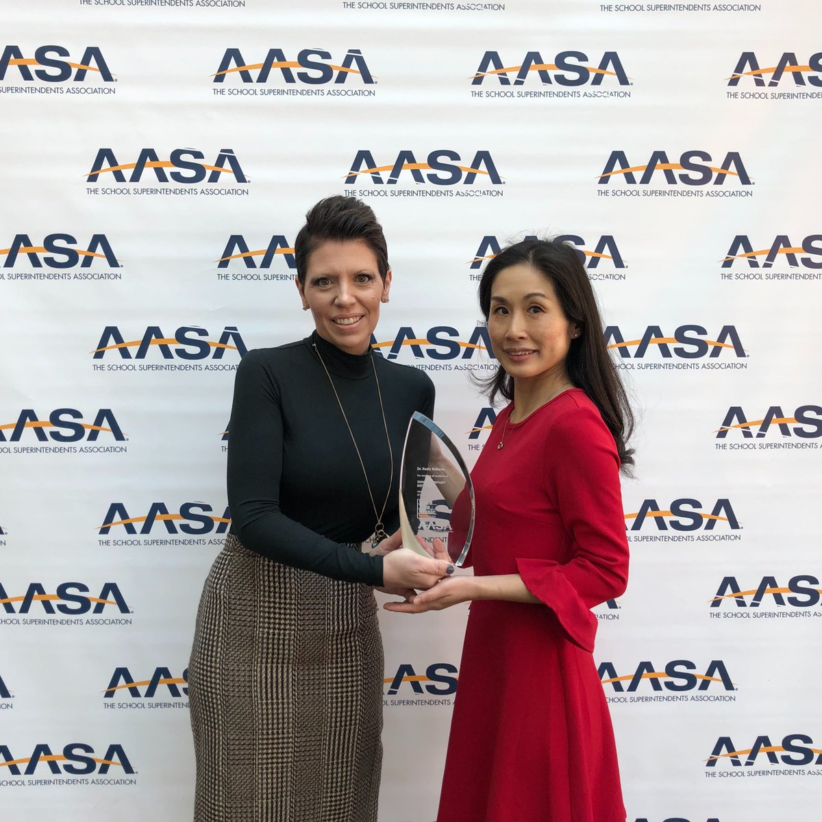savethemusicfdn's tweet photo. Congratulations to Dr. Keely Roberts, Superintendent of @ZionDistrict6, who received the @AASAHQ Distinguished Support of Music sponsored by #SaveTheMusic! Special thank you to the @cmafoundation for their support of our work in Zion, IL. #NCE2020 https://t.co/Eaf34OvrTc