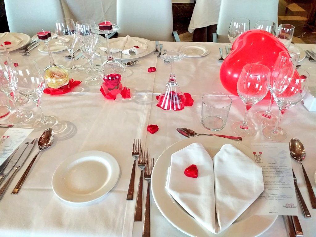 PortAzafata's tweet image. Feliz #cenadelamor #SanValentin2020 de parte todo el equipo de @PortAzafata Todo listo para celebrar la noche más romántica del año. @AntonioTejera6 @dejamevivir16 @cheffazafata @eoluque @ACavero73 @PortHotels #ilusion