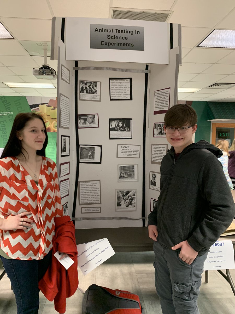 Kels_Wertz's tweet image. @DeKalbHS @DeKalbNewTech students Kaylee Beard and Jake Nelson compete the in @IndianaHistory @NationalHistory senior exhibit category @IvyTechCC! #WeAreDeKalb #WorldBio #NHD2020
