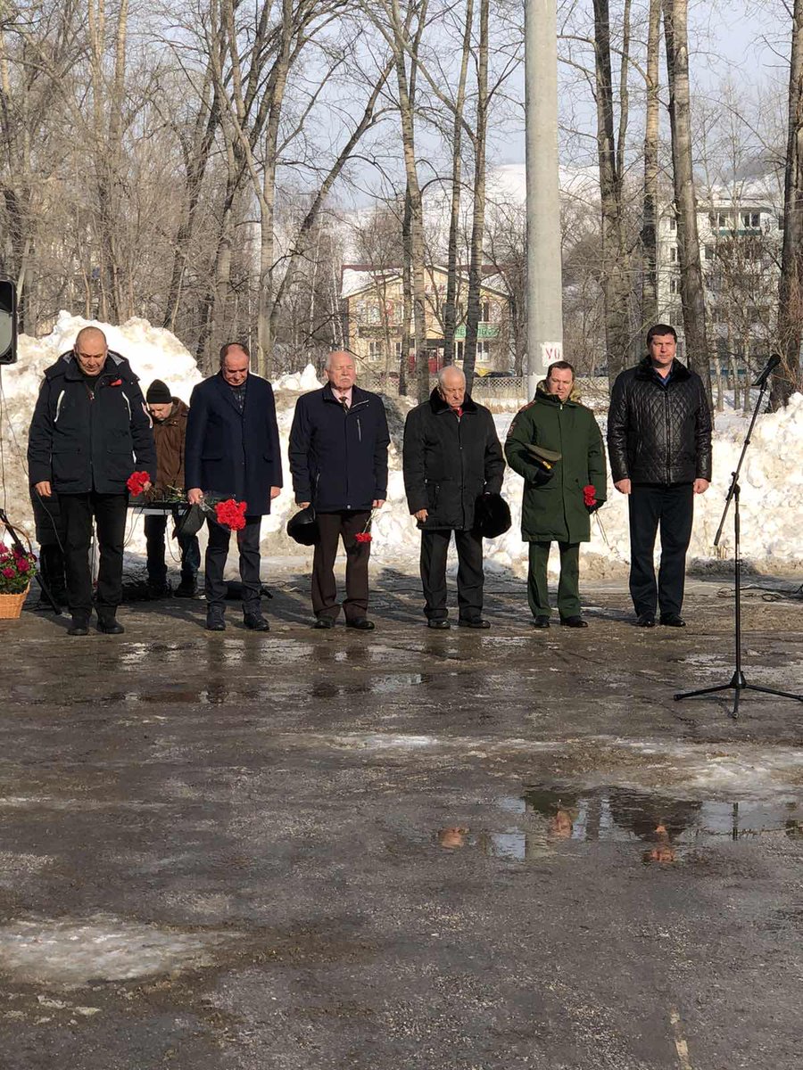 edinroszhig's tweet photo. Сегодня Секретарь жигул. отд. Партии "ЕДИНАЯ РОССИЯ" @AmroyanRS принял участие в митинге, посвящ 31 годовщине вывода совет войск из Афганистана. Под звуки метронома-минута памяти. https://t.co/B7D1Rq8amL