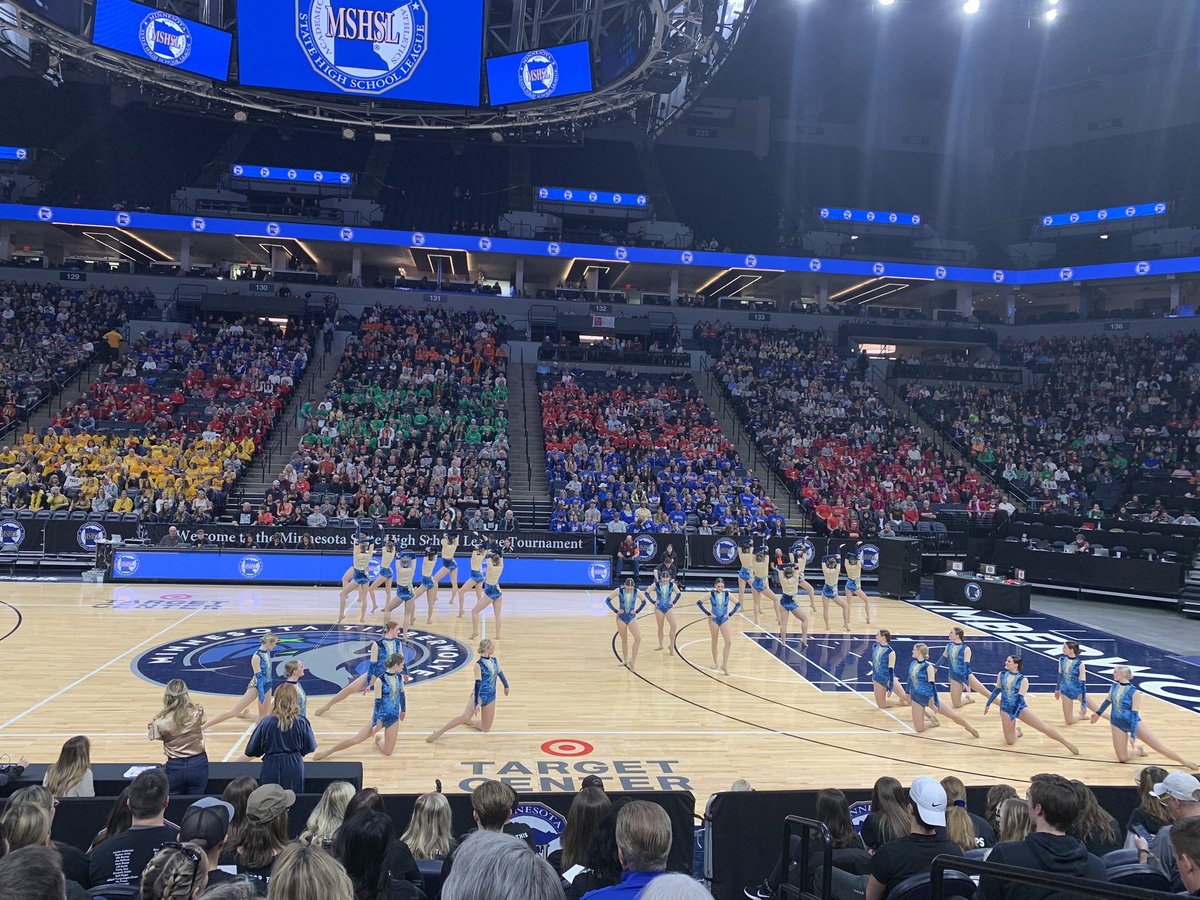 MADTcoaches's tweet photo. @CDT_faith way to start off AAA kick prelims with great choreography- loved the group work and musicality! https://t.co/OIChiE3GUW