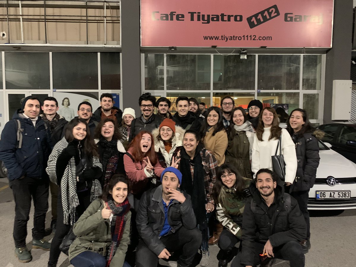 Bugün festival olarak 1112 Garaj’ın  Cehennem boş adlı oyununu izlemeye gittik <a href="/Tiyatr1112Garaj/">Tiyatro 1112 Garaj</a>