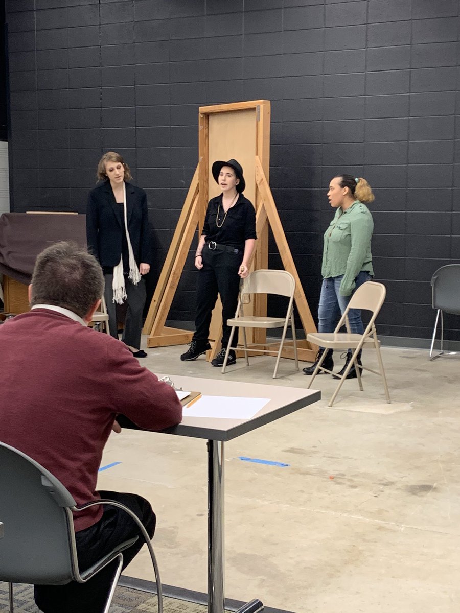 Kels_Wertz's tweet image. @DeKalbHS @DeKalbNewTech students Kyana Krontz, Simon Bickel, and Anna Steensma compete the in @IndianaHistory @NationalHistory senior performance category @IvyTechCC! #WeAreDeKalb #WorldBio #NHD2020