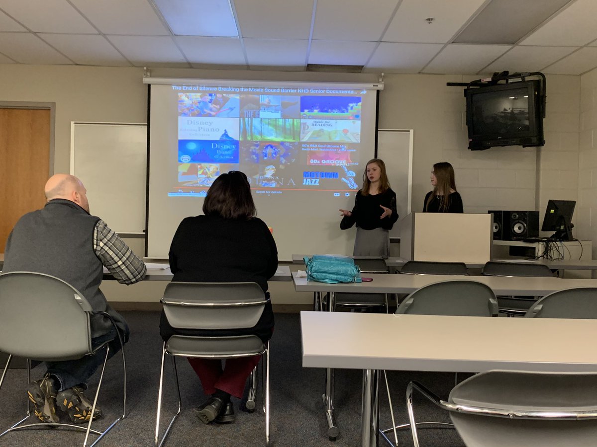 Kels_Wertz's tweet image. @DeKalbHS @DeKalbNewTech students Jacquelyn Davenport and Abigail DeTray compete the in @IndianaHistory @NationalHistory senior documentary category @IvyTechCC! #WeAreDeKalb #WorldBio #NHD2020