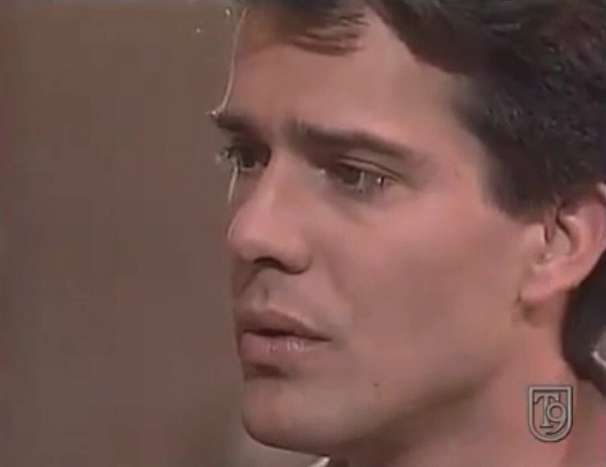 angfammiguel's tweet photo. #VideoEscenas Escenas de nuestro querido @MDeLeon_Oficial en la novela  #Caribe #Capitulo79 #Año1990 #MiguelDeLeón fue #EnriqueBustamante  #DobladoAlItaliano
https://t.co/w6qaIYXdcD https://t.co/2ByhYNpFaA