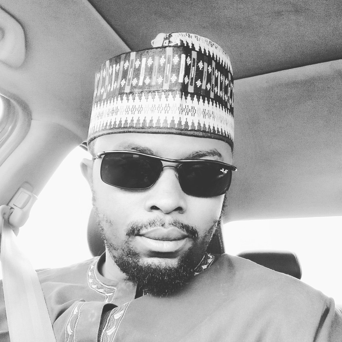 abbahao's tweet photo. #NewProfilePic https://t.co/gw09POotxY