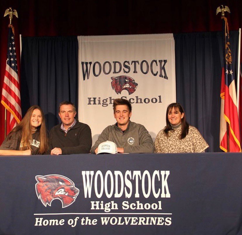 Congratulations to Billy Goddard for signing a golf scholarship with Georgia College and State University