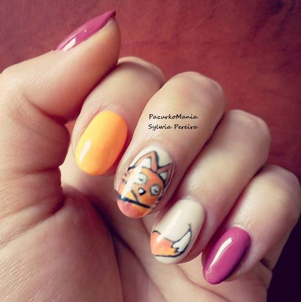 Lisek na paznokciu😍