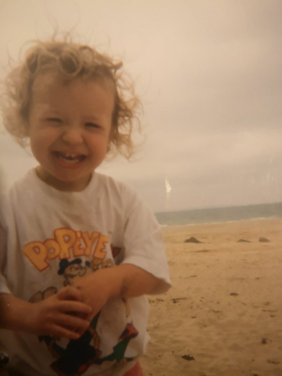 ELangfordMusic's tweet photo. HAPPY SATURDAY ❤️💜💛🧡💚💙

I am v excited to be ready to share my brand new folky indie-pop single, Sowing Acorns, in collaboration with Belfast born &amp; based poet Vanessa Ifediora ❤️

What gorgeous radio &amp; journo types would like a link to read all about it (and hear it ofc!)? https://t.co/SlOH41QGMd