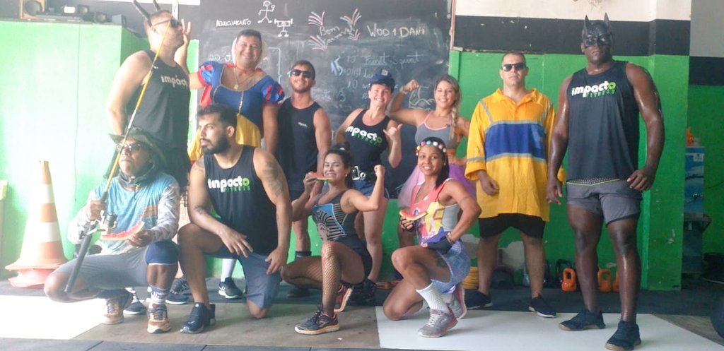 leoneccrvg's tweet image. jaé carnaval na impacto fitness....🎭💪🏾 #aulão