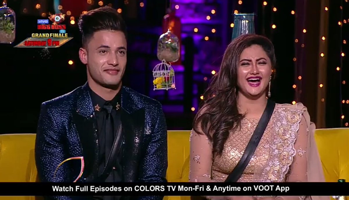 RubinaDilaikTM_'s tweet photo. If any live voting happens between Top 2 I request all the Rashami Fans to vote only for #AsimRiaz .This guy has been great support for Rashami and he deserves to win the Title. Please don't let any wrong person to win the Trophy. 

#AsimDeservesTrophy #BB13 @imrealasim https://t.co/mhLQsfJOMh