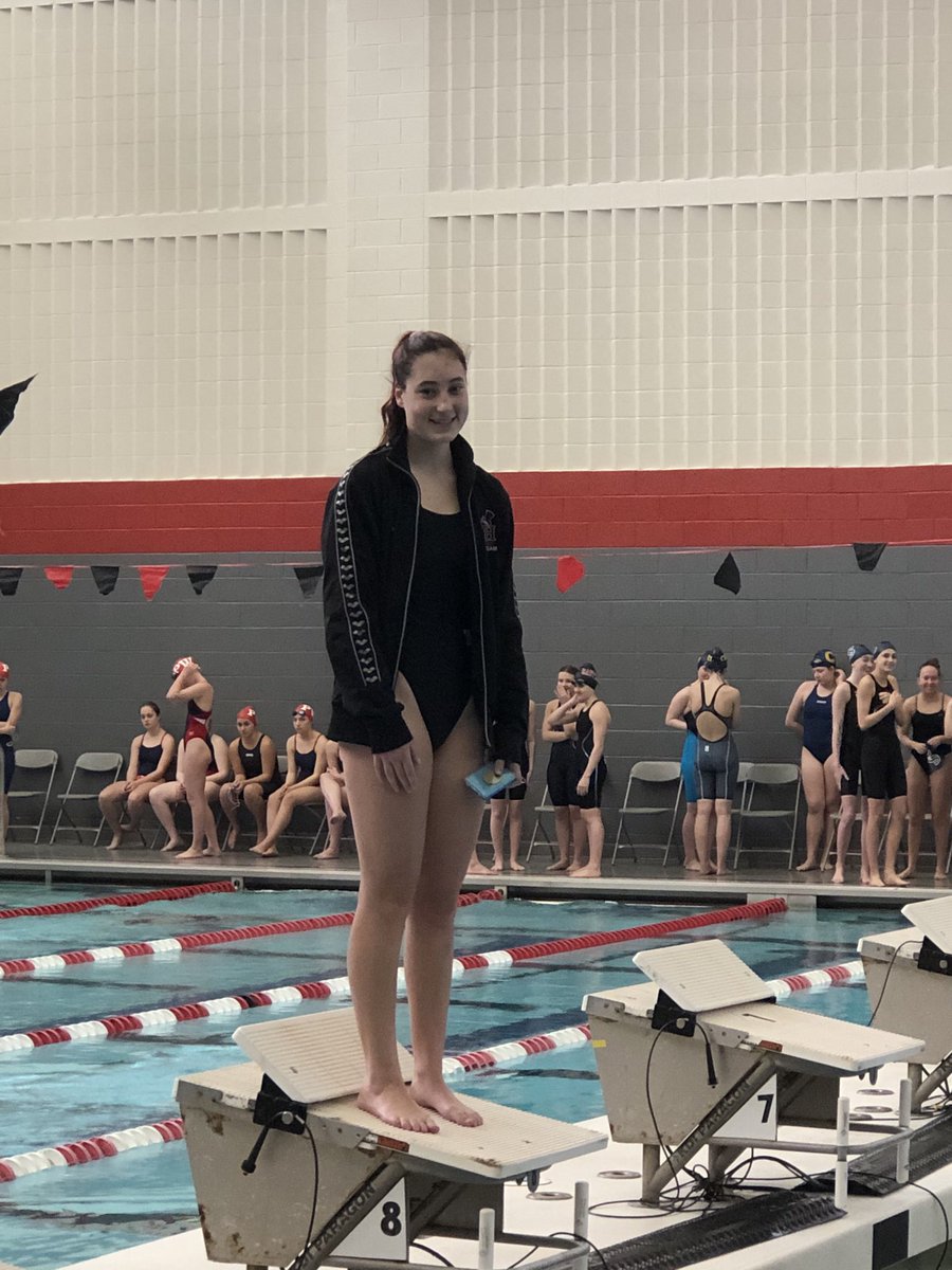 500 free bronze. Way to go Hannah.