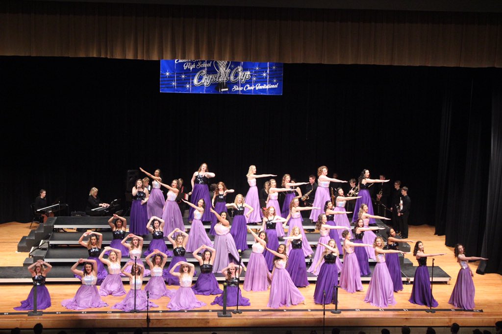 CrystalCupESHS's tweet photo. Simply Irresistible lives up to its name!! Fantastic show!! 😍#ESHSCrystalCup2020 #highschool https://t.co/HOxY3ySbze