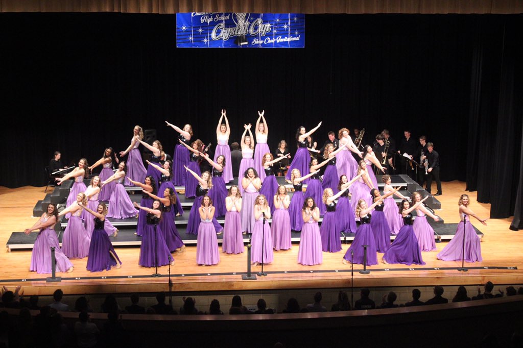 CrystalCupESHS's tweet photo. Simply Irresistible lives up to its name!! Fantastic show!! 😍#ESHSCrystalCup2020 #highschool https://t.co/HOxY3ySbze