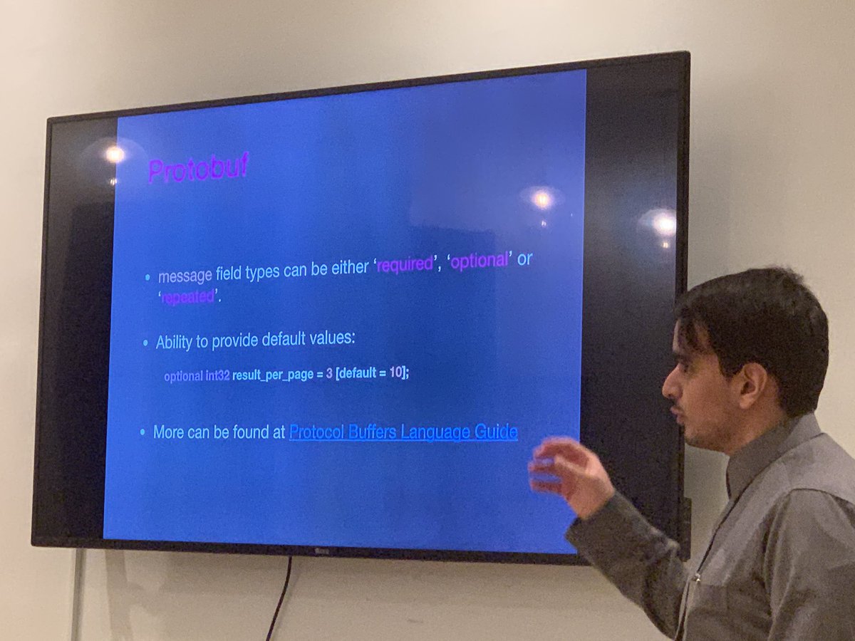 TechTalks_Saudi's tweet photo. يتحدث @yosif111 في لقاء TechPreviews عن gRPC في @6722space https://t.co/lWNKlIpyUe