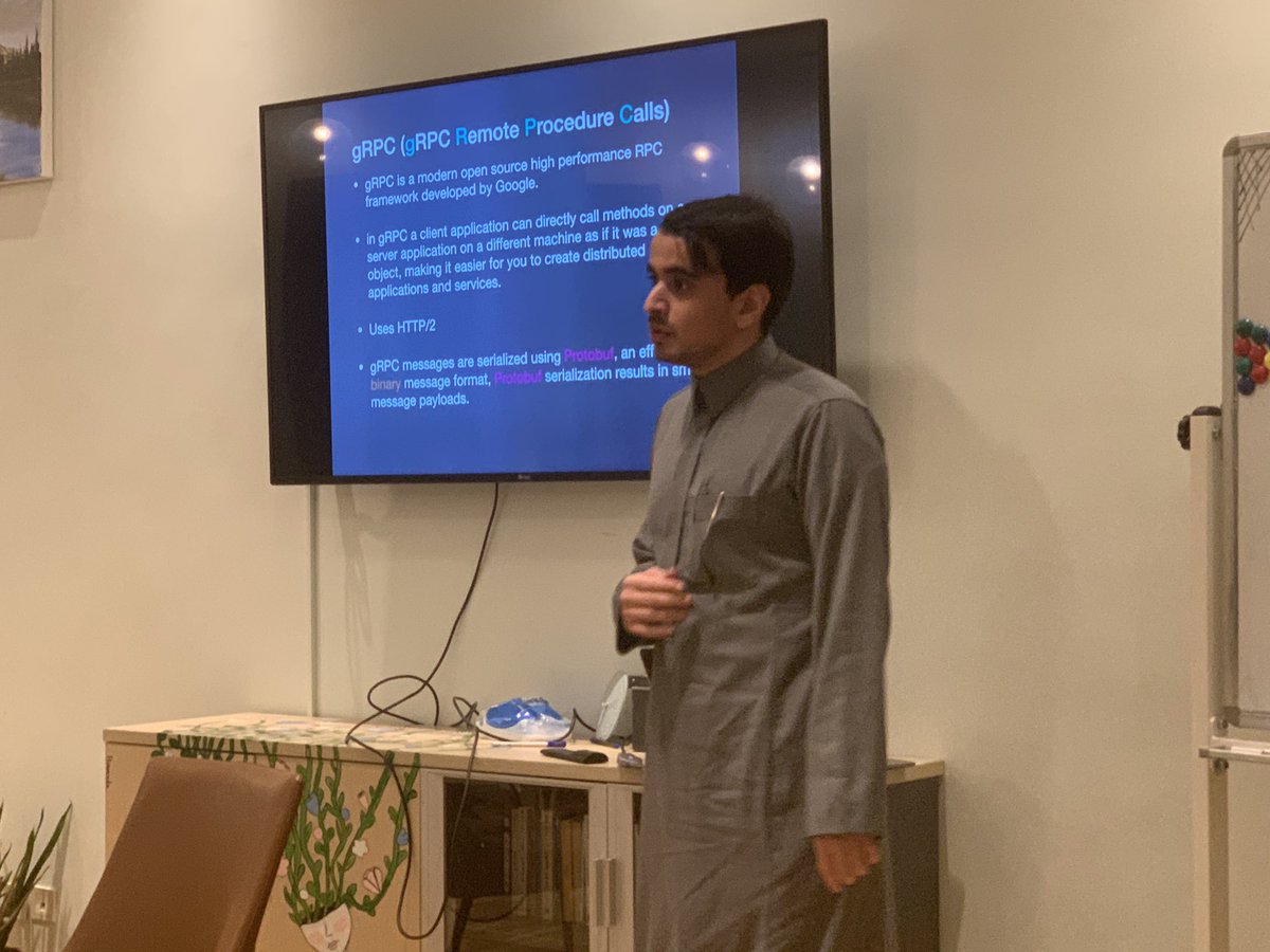 TechTalks_Saudi's tweet photo. يتحدث @yosif111 في لقاء TechPreviews عن gRPC في @6722space https://t.co/lWNKlIpyUe