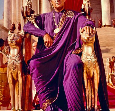 While the Luperci run is in progress, Julius Caesar has taken up position on the rostra, the speaker's platform in the Roman Forum. Dressed in a purple toga and seated on a throne of gold and ivory, murmers run through the crowd about his worryingly regal appearance... #LiveIdes