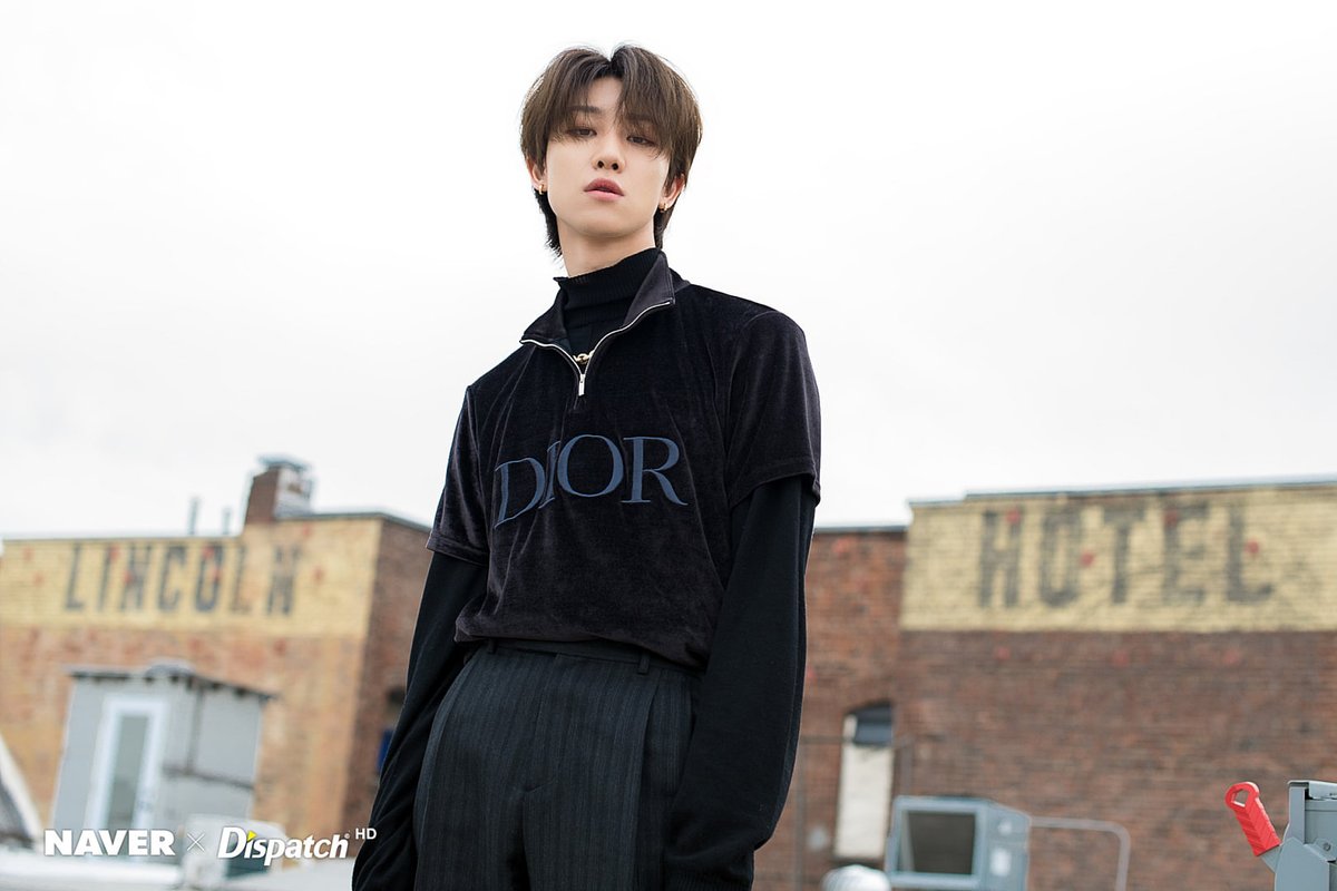 Fashion 王 Minghao wearing fw19 tee (and also the pants but not 100% sure). @pledis_17  #SEVENTEEN