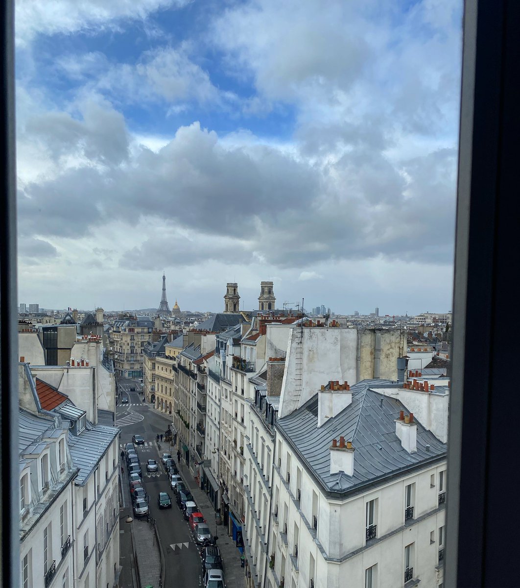 My kind of view ☁️🗼👁
#toureiffel #toureiffelparis #toureiffel🗼 #toureiffelofficielle #eiffeltower #eiffel #eiffeltowerparis #eiffelofficielle #eiffel_tower #eiffeltower🗼 #paris #victorparigi