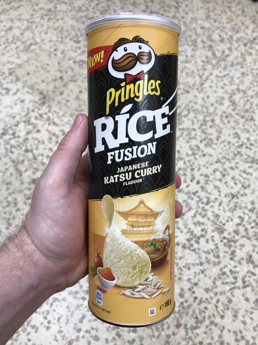 Katsu Curry Rice Fusion Pringles! 🤤 At Tesco @Pringles_UK #pringles #ricefusion #katsucurry #japanese #onceyoupopyoucantstop #wellthisisnew