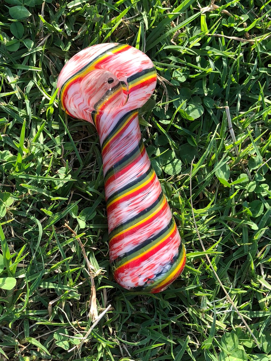 MetaFunky's tweet photo. Excited to share the latest addition to my #etsy shop: Thick Glass Tobacco bowl pipes for Smoking https://t.co/gqP6ESCgb3 #art #mixedmedia #christmas #glasspipes #bowlforsmoking #tobaccopipe #spoonpipe #glasssmokingpipes #girlypipes https://t.co/FY3G3F1tkS