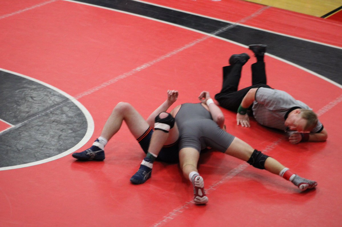 RHSADBrookman's tweet photo. Congrats to Jeff Hermann on making it to state!! https://t.co/1Ov58ZhDqq