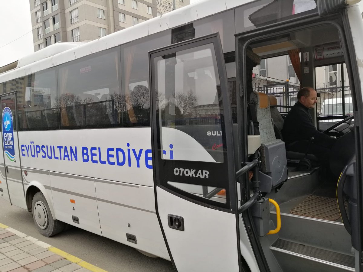 N_uzunn's tweet photo. Okulumuzun 19 öğrencisi ve @kvvyll  hocamız, Kağithane Sadabad Sahnesinde Şahane Züğürtler oyununu izledi. Öğrencilerimize araç temin eden @eyupbelediyesi ve katkılarından dolayı @alikazdalbaba çok teşekkür ederiz. @2525Ibrahim @sultangazimem1 @nisaburece @muratkucukkayaa https://t.co/5nKTYS9fdd