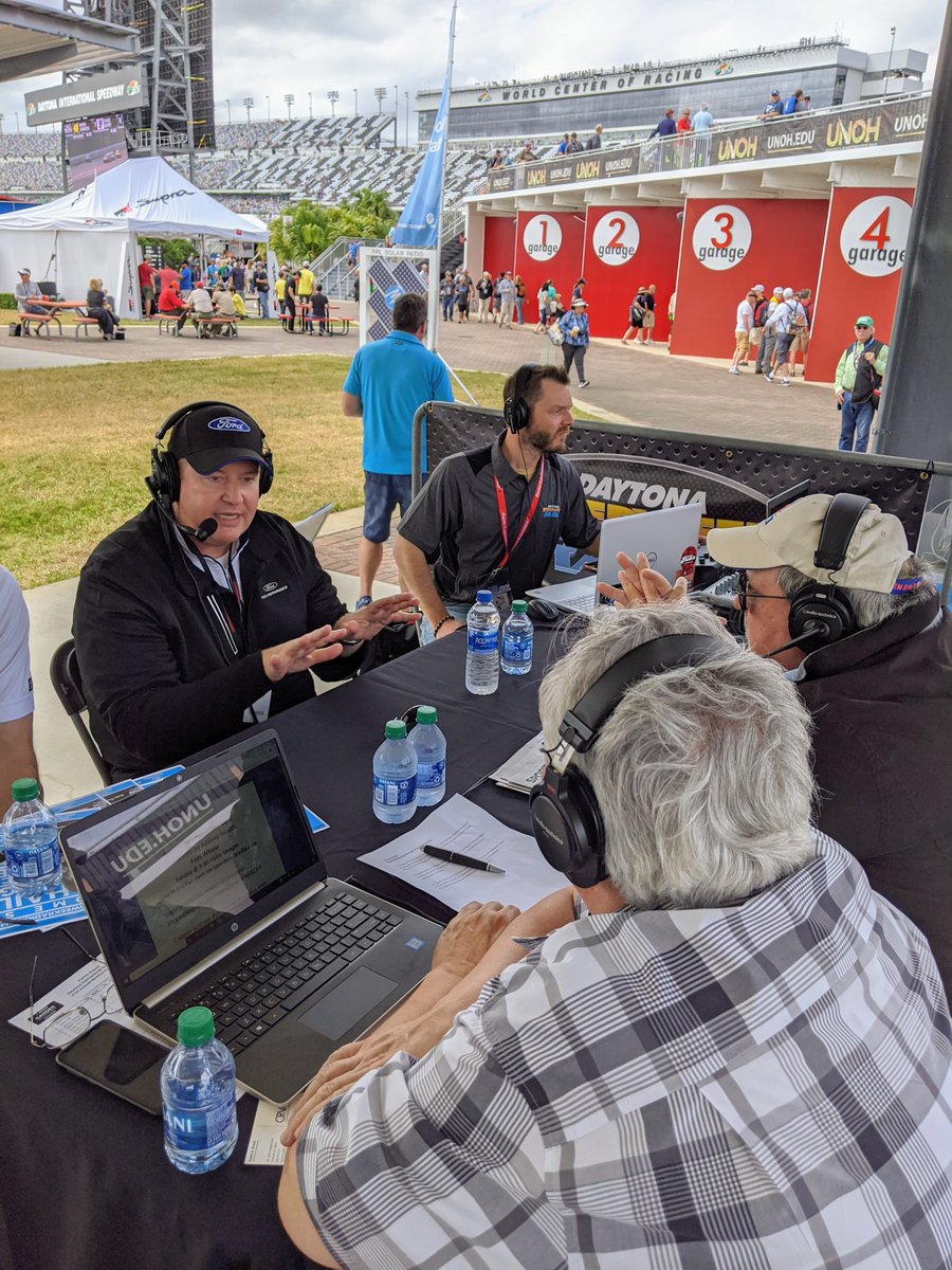 SpeedweekRadio tweet picture