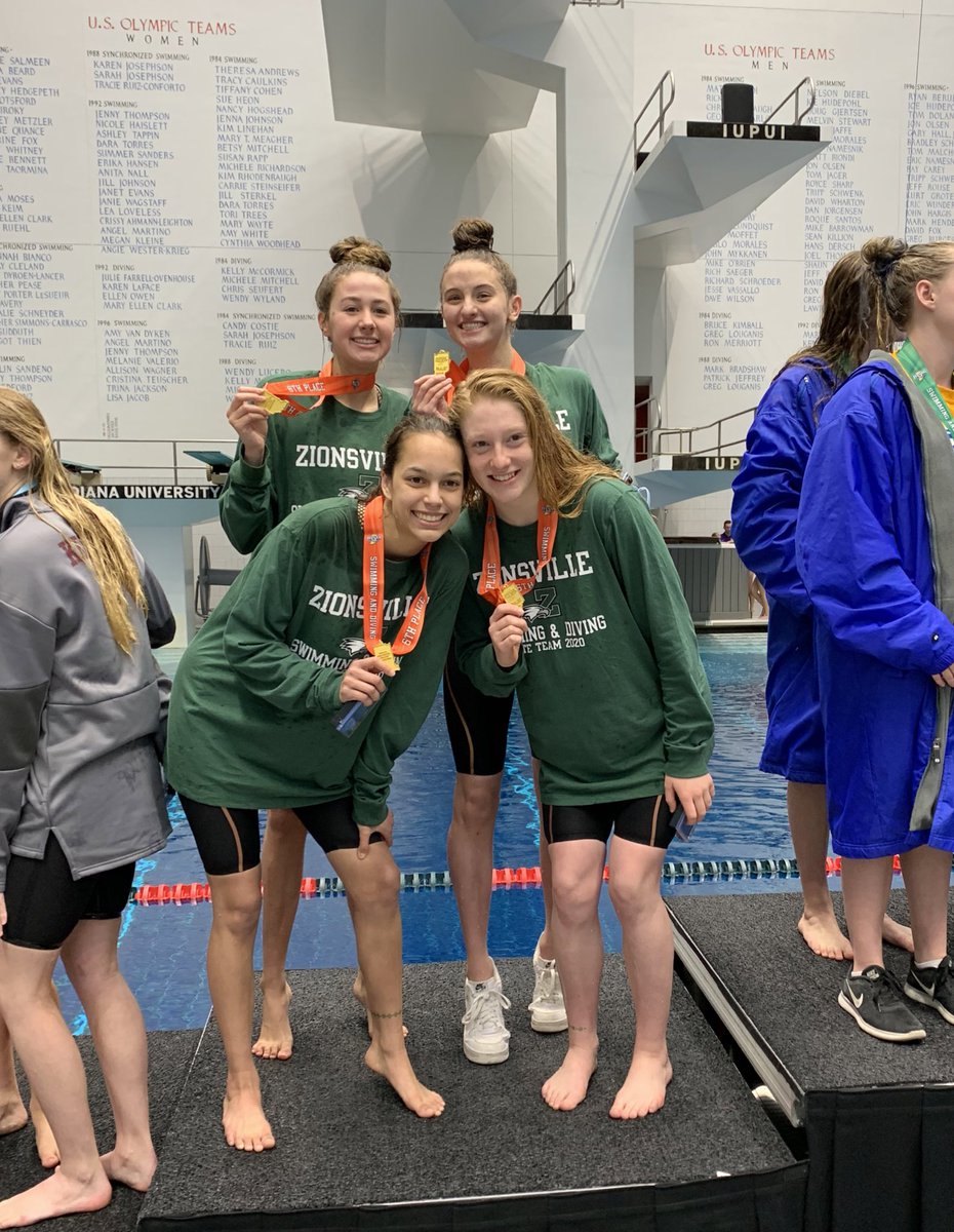 The sixth place medley relay team from Zionsville!